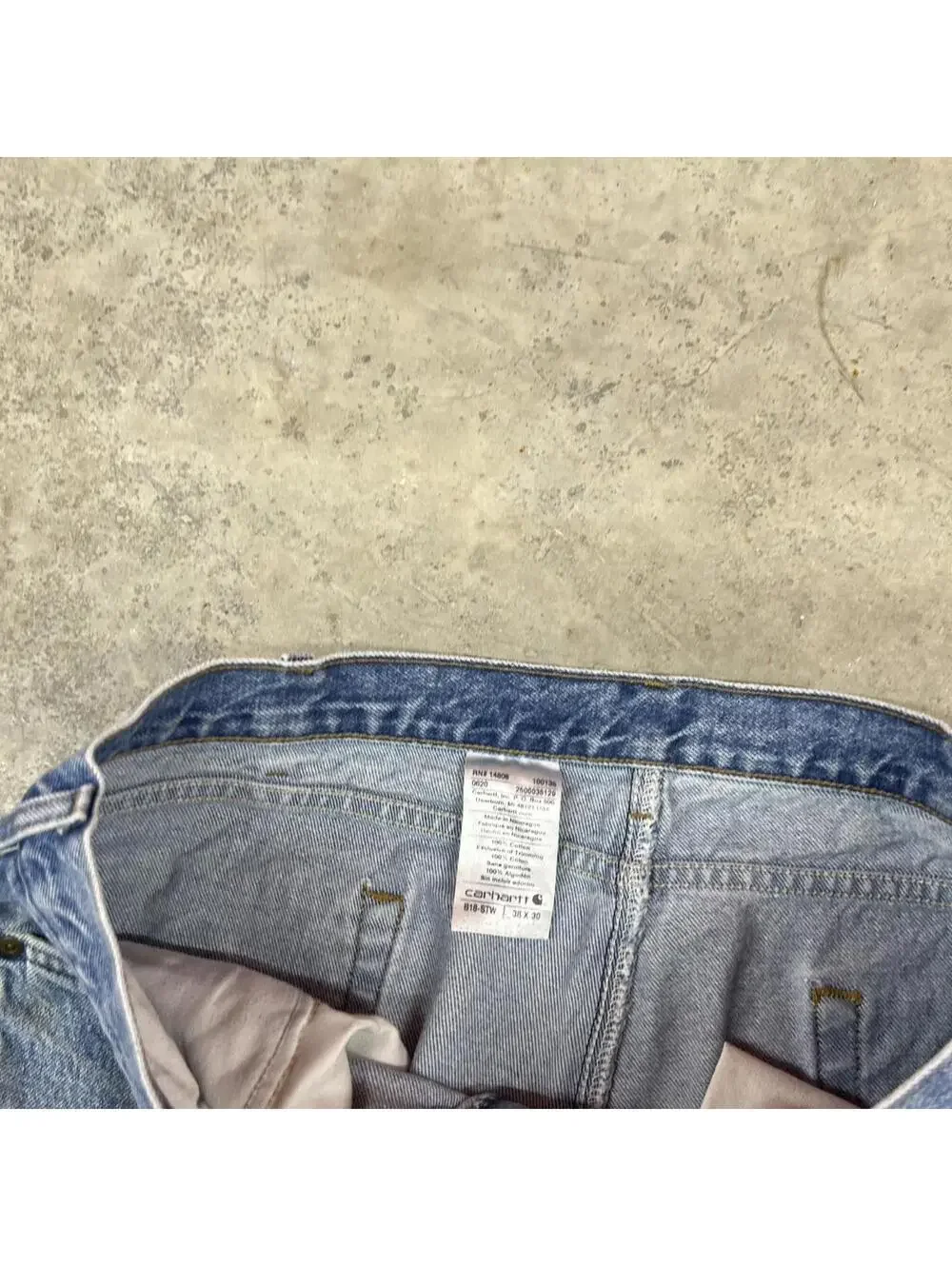 vintage carhartt faded blue relaxed baggy fit jeans size 38 x 30